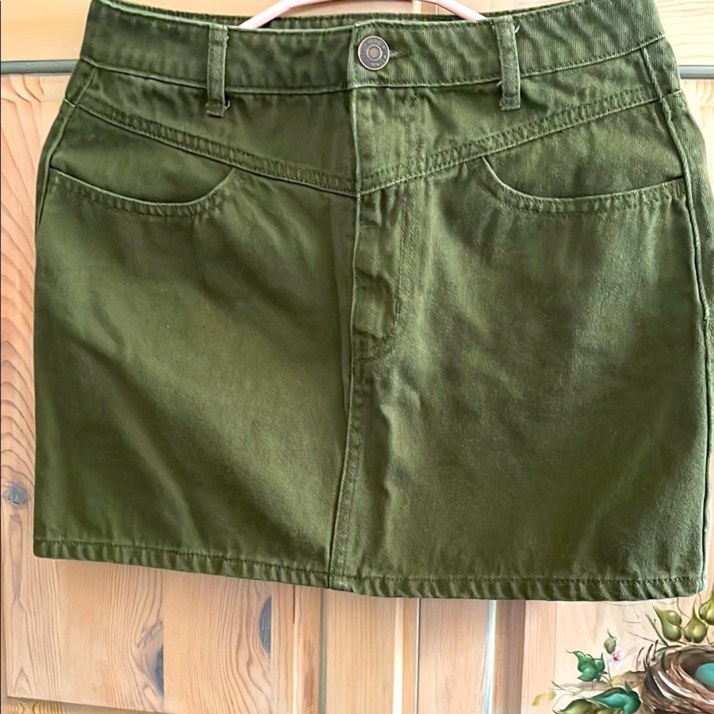 Forever 21 Green Mini Cargo Skirt Casual